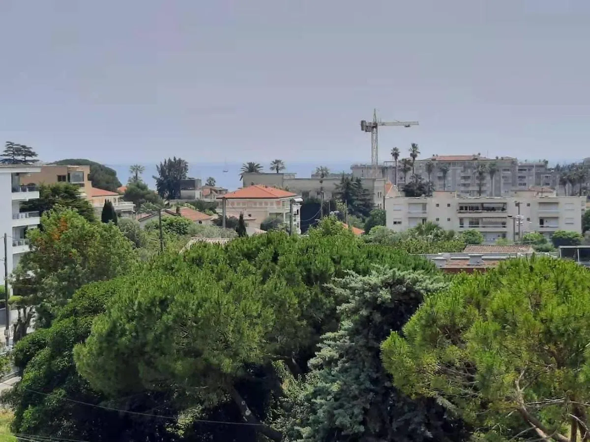 Appt 70M2, 3P, Toit-Terrasse, Vue Mer, Proche Plage Vallauris